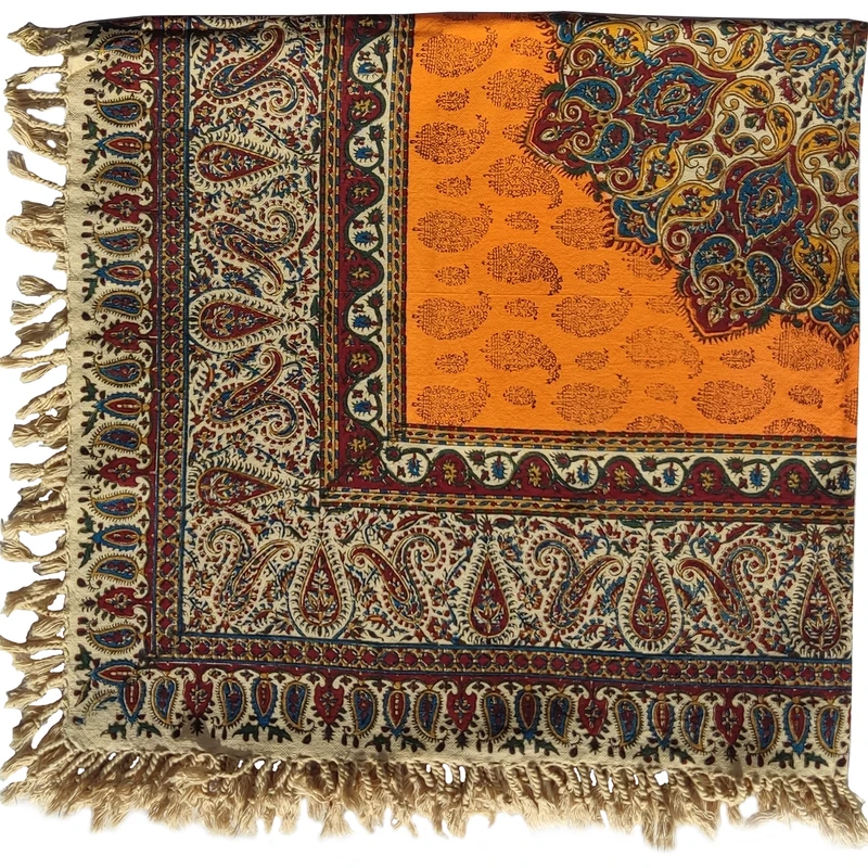 روميزي-قلمكار-عطريان-طرح-گلدان-قاجار.webp